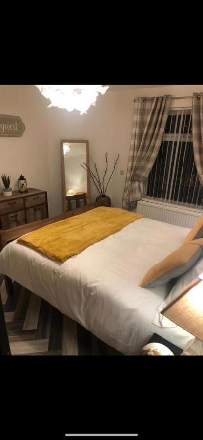 Lovely Ground Floor Apartment With Easy Parking. 벨파스트 외부 사진