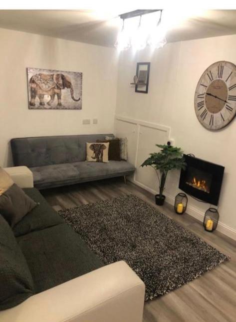 Lovely Ground Floor Apartment With Easy Parking. 벨파스트 외부 사진
